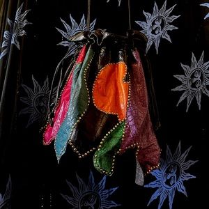 Drawstring vintage leather bucket bag